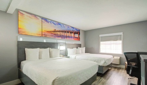 Zimmer, 2 Queen-Betten, Nichtraucher