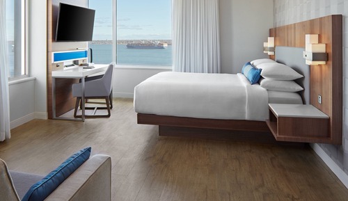 Deluxe-Zimmer, 1 Queen-Bett, Flussblick, Eckzimmer