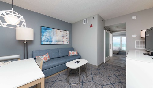 Zimmer, 1 Queen-Bett, barrierefrei, Meerblick (Roll-In Shower)