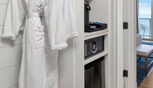 Zimmer, 1 King-Bett, Meerseite