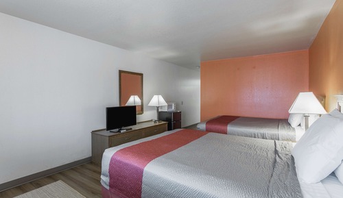 Deluxe-Zimmer, 2 Queen-Betten, Nichtraucher, Kühlschrank und Mikrowelle