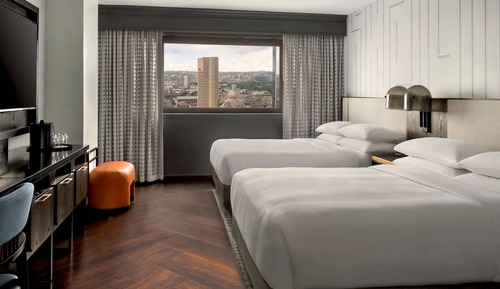 Zimmer, 2 Queen-Betten, Nichtraucher