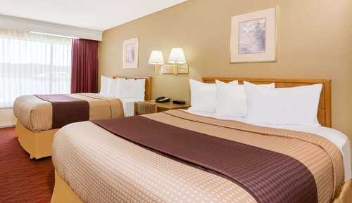 Zimmer, 2 Queen-Betten, Nichtraucher