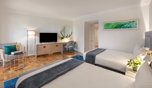Classic-Zimmer, 2 Doppelbetten, Zutritt zur Club Lounge, Blick auf den Jachthafen