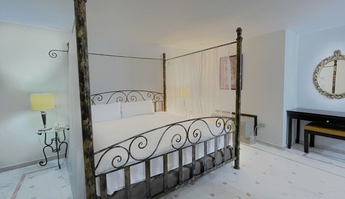 Suite, 1 King Bed (NUPCIAL)