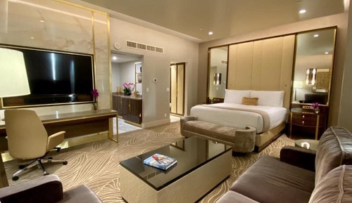 Marra Style Signature Junior Suite