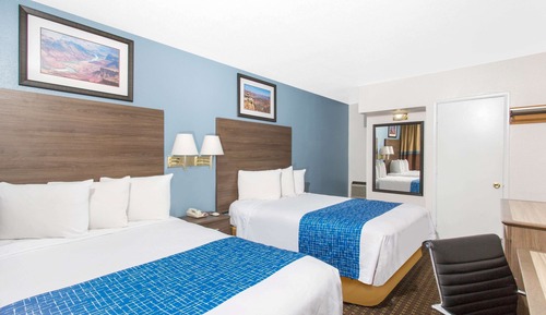 Doppelzimmer, 2 Doppelbetten