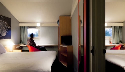 Zimmer, Mehrere Betten, Verbindungszimmer
