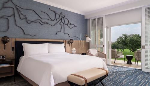 Premier-Suite, 1 King-Bett und Schlafsofa, Nichtraucher, Blick auf den Golfplatz