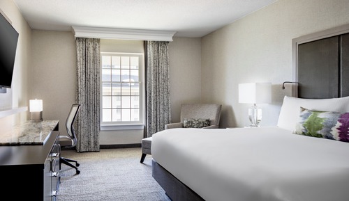 Zimmer, 1 King-Bett (Hearing Accessible)