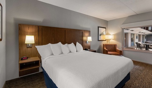 Standardzimmer, 1 King-Bett, barrierefrei, Poolseite