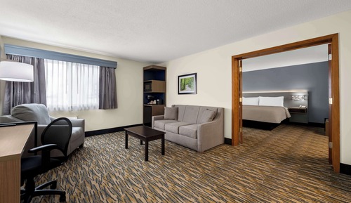 Suite, 1 King-Bett, Nichtraucher, Whirlpool (with Sofabed)