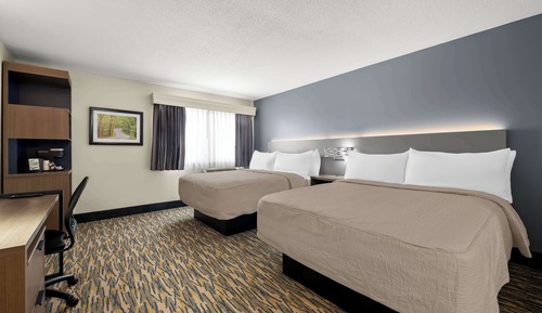 Standardzimmer, 2 Queen-Betten, barrierefrei, Kühlschrank und Mikrowelle (1st Floor)