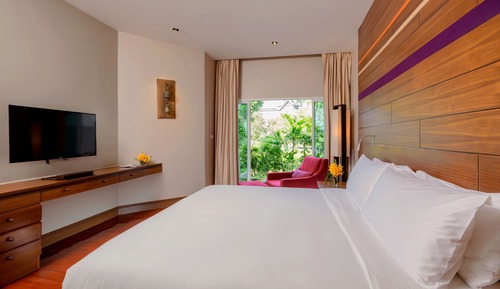 Two-Bedroom Island Suite