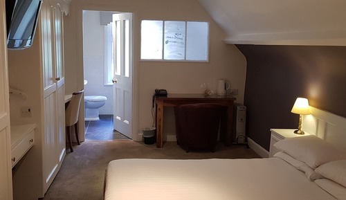 Familienzimmer (Four)