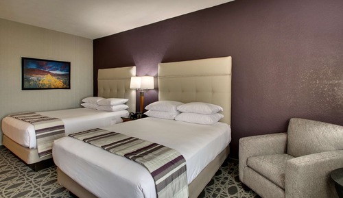 Deluxe-Zimmer, 2 Queen-Betten, Kühlschrank und Mikrowelle (Terrace)