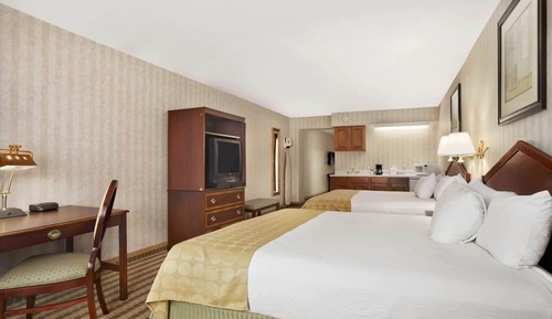 Suite, 2 King beds, Non Smoking