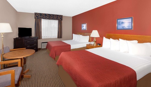 Zimmer, 2 Queen-Betten, Nichtraucher, Blick auf den Innenhof