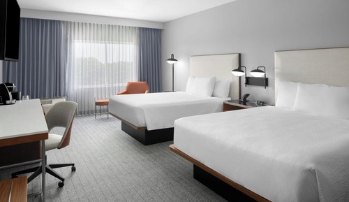 Zimmer, 2 Queen-Betten