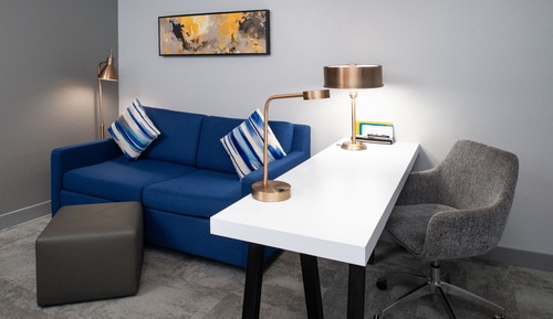 Junior-Suite, 1 King-Bett, barrierefrei (Roll-In Shower)