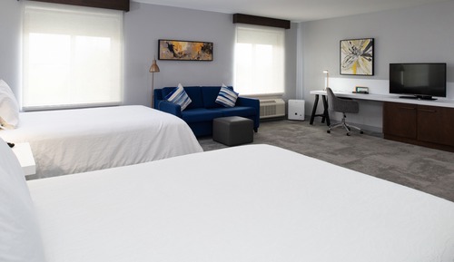 Junior-Suite, 2 Queen-Betten, barrierefrei (Roll-In Shower)