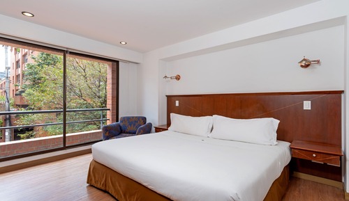 Grand-Zimmer, Badewanne