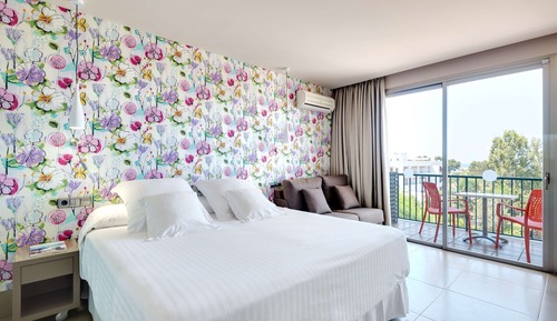 Doppelzimmer, Terrasse (2 Adults + 1 Child)