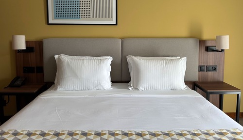 Standardzimmer, 1 Doppelbett und Schlafsofa, Balkon (Furnished Balcony)