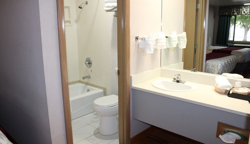 Zimmer, 2 Queen-Betten, Nichtraucher