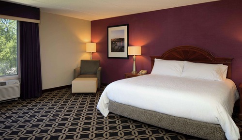 Zimmer, 1 King-Bett, Flussblick (Hearing Impaired)