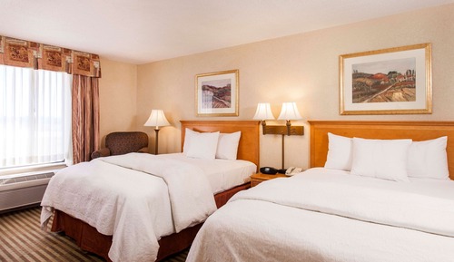 Standardzimmer, 2 Queen-Betten