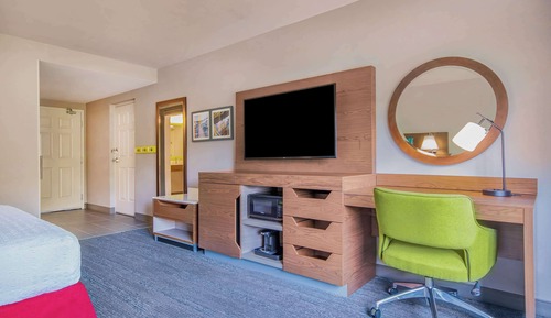 Zimmer, 1 King-Bett, barrierefrei, Badewanne