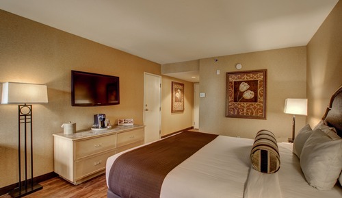 Zimmer, 1 King-Bett, Blick auf den Innenhof