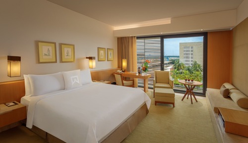 Zimmer, 1 Queen-Bett, Stadtblick, Turm