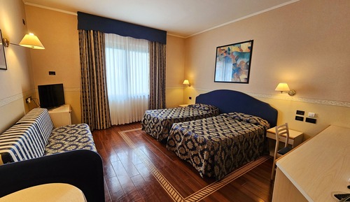 Superior-Dreibettzimmer