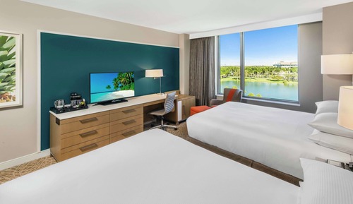 Zimmer, 2 Queen-Betten, barrierefrei (Roll-In Shower)