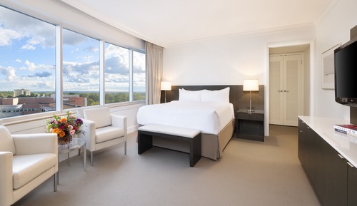 Classic-Zimmer, 1 King-Bett, Zutritt zur Club Lounge (Walk-In Shower)