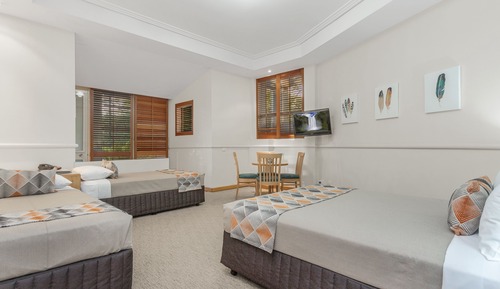Classic-Vierbettzimmer, Mehrere Betten, Kochnische