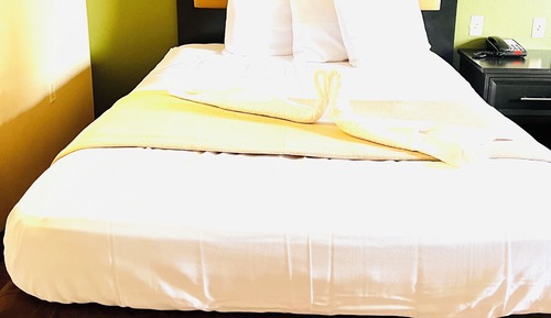 Zimmer, 1 Queen-Bett, Nichtraucher (Efficiency)