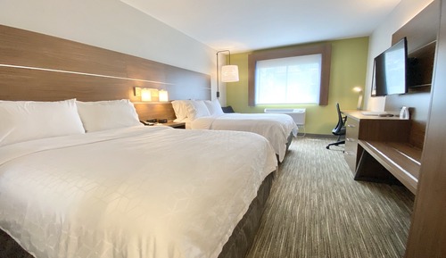 Studiosuite, 2 Queen-Betten (Bath/Shower Combo)