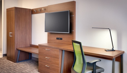 Standardzimmer, 1 King-Bett, barrierefrei (Hearing, Roll-In Shower)