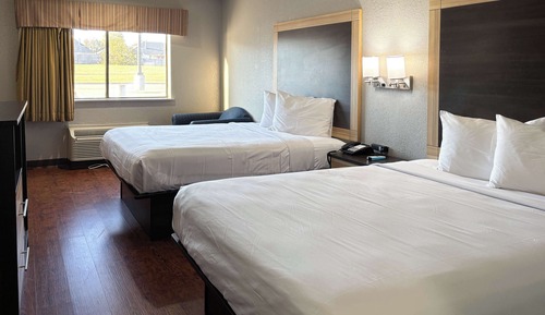 Deluxe-Zimmer, 2 Queen-Betten, Raucher, Kühlschrank und Mikrowelle