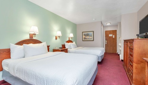 Zimmer, 2 Queen-Betten, Nichtraucher
