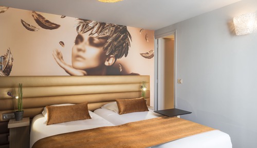 Familien-Doppelzimmer (communicate)