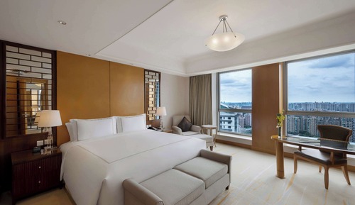 Deluxe Suite, King-Bett