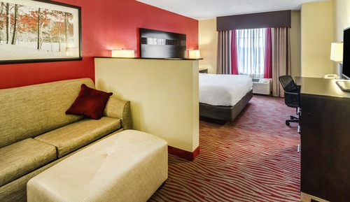 Suite, 1 King-Bett und Schlafsofa, barrierefrei (Communications)