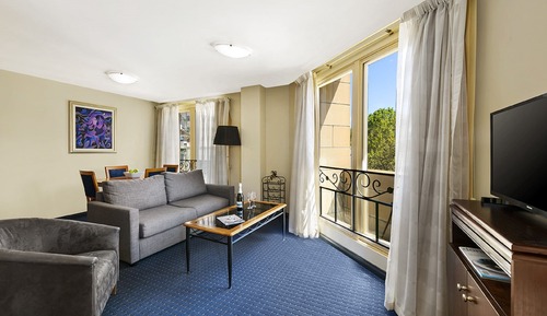 Executive-Suite