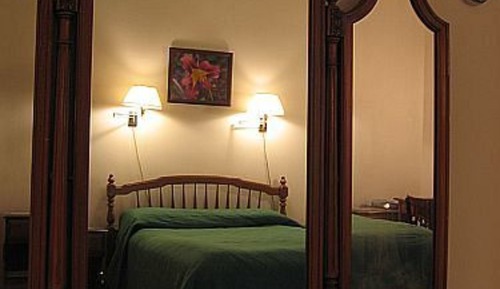 Zimmer (Gluha room)