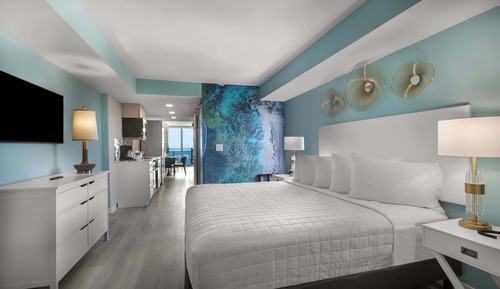 Club-Suite, 1 Schlafzimmer, Haltegriffe in der Dusche, Meerseite