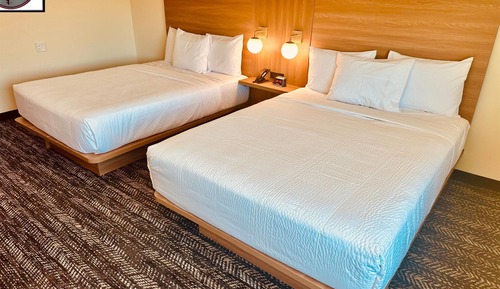 Zimmer, 2 Queen-Betten, Nichtraucher